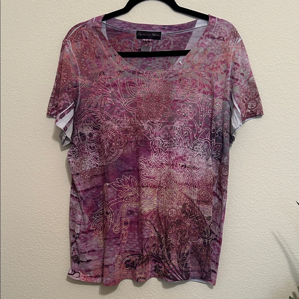 Appropriate Behavior Women's Short Sleeve Artistic Top - Purple and Pink